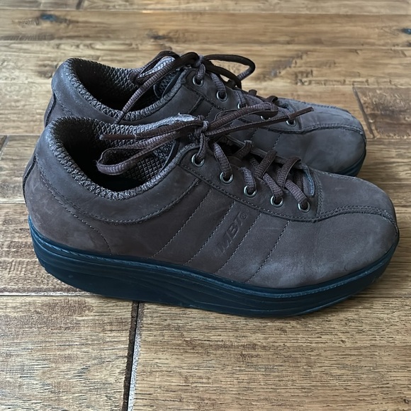 MBT Casual Brown Leather Suede Rocker Bottom Sneakers Comfort Shoes Size 8.5 - Picture 12 of 12
